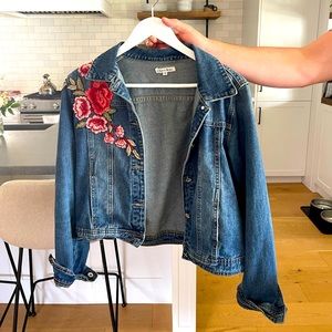 Floral embroidery Jean Jacket